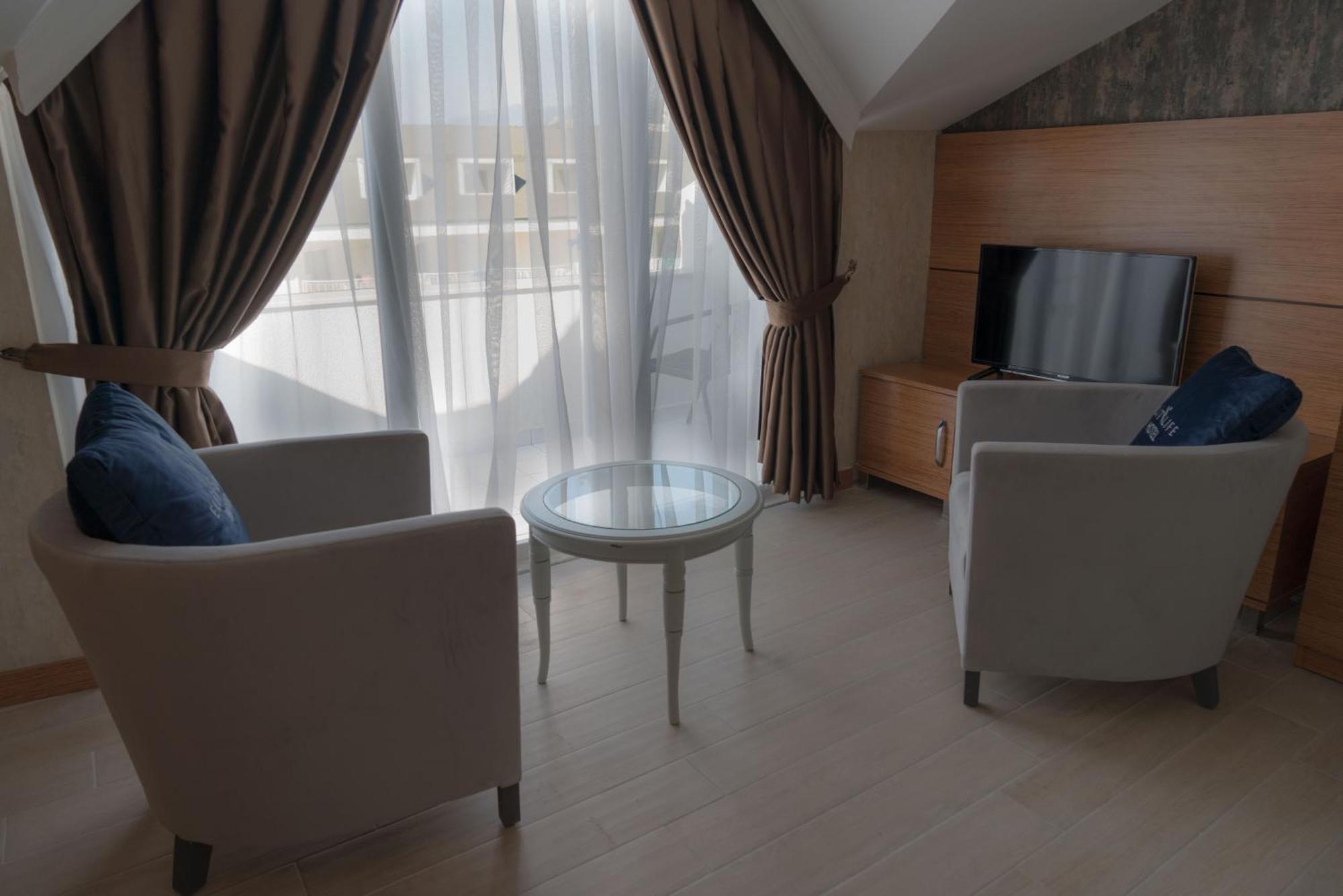 Beso Beach Hotel Agva  ภายนอก รูปภาพ